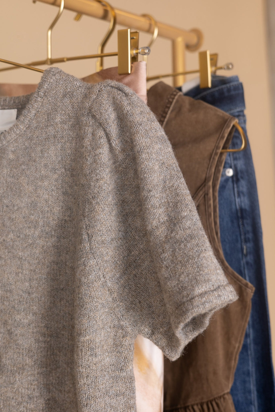 Cozy Meets Chic: 6 Fall Sweaters You’ll Actually Want to Live In